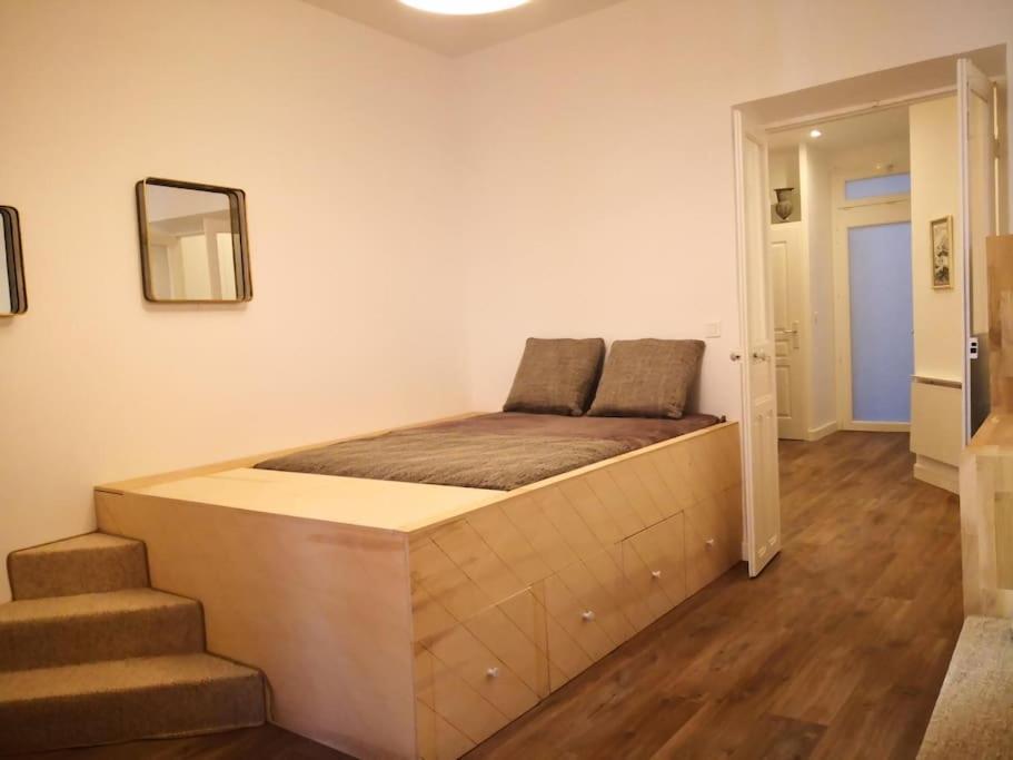 Appartement Idealement Place Ajaccio (Corsica)